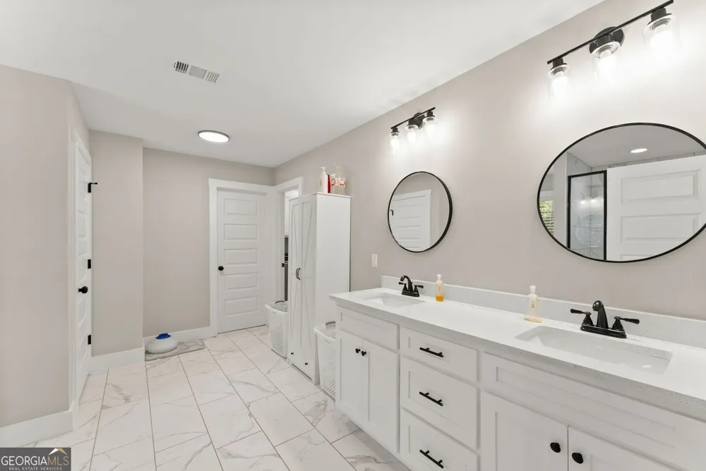 272 Cherry ST Cornelia, GA 30531