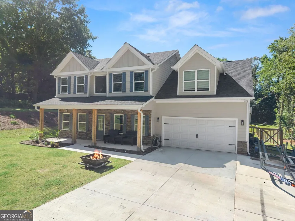 272 Cherry ST Cornelia, GA 30531