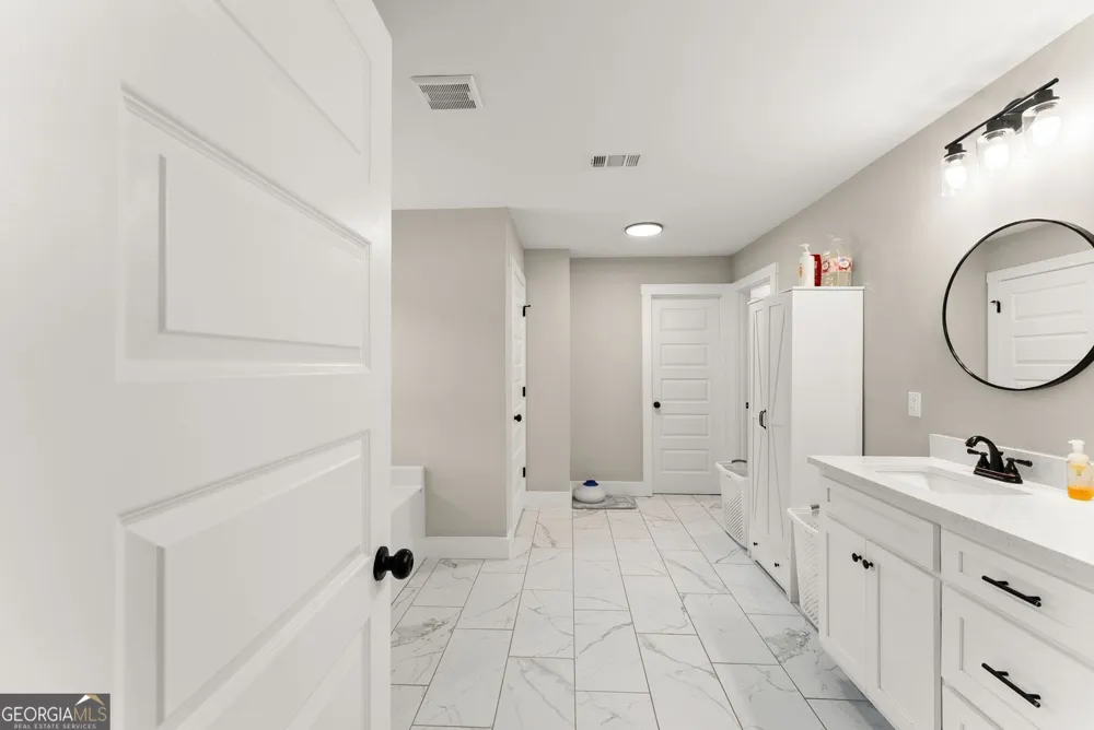272 Cherry ST Cornelia, GA 30531