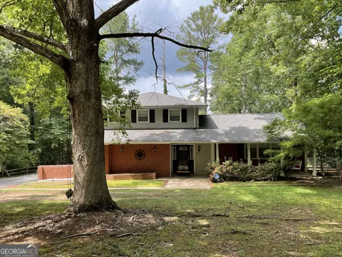 622 Pinecrest DR