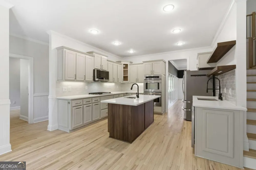 101 Lathems Mill LN Ball Ground, GA 30107