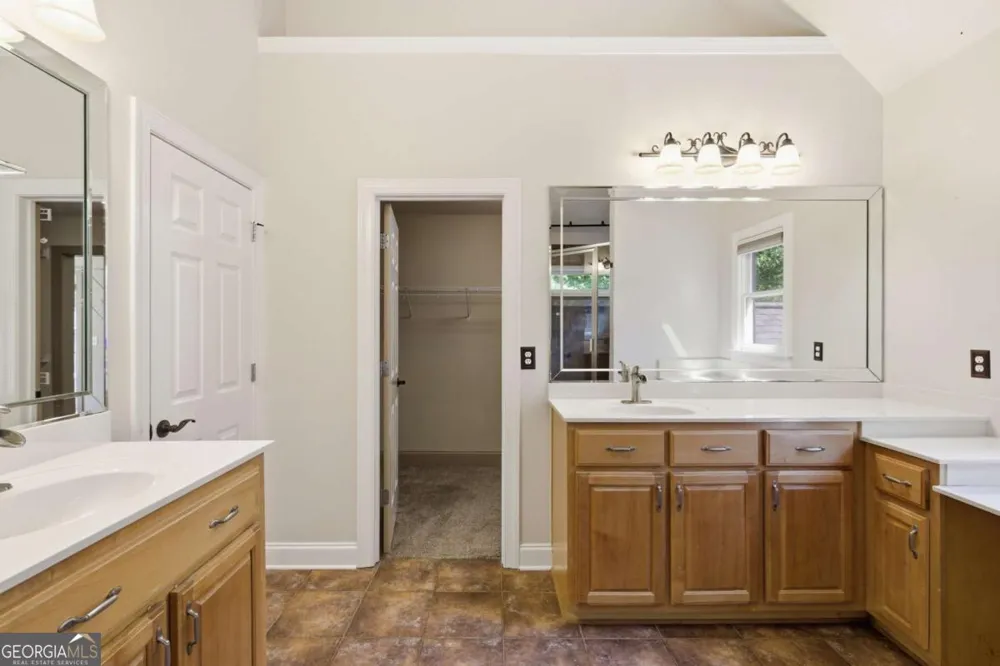 101 Lathems Mill LN Ball Ground, GA 30107