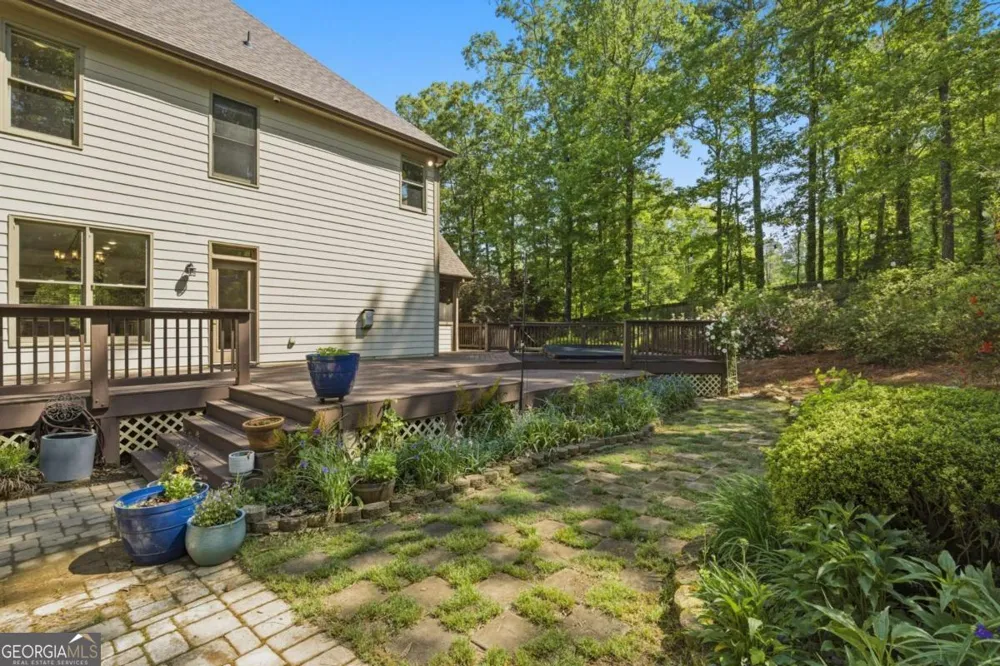 101 Lathems Mill LN Ball Ground, GA 30107