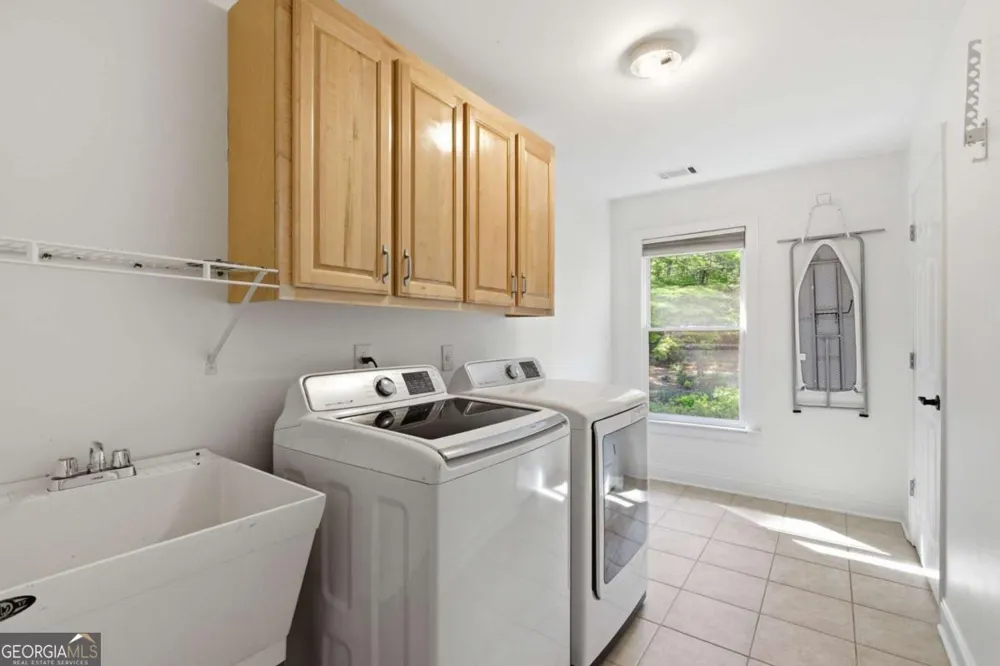 101 Lathems Mill LN Ball Ground, GA 30107
