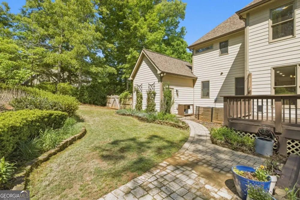 101 Lathems Mill LN Ball Ground, GA 30107