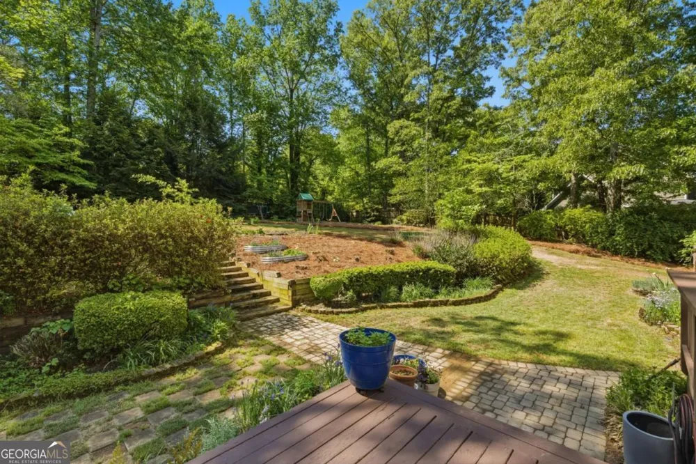 101 Lathems Mill LN Ball Ground, GA 30107