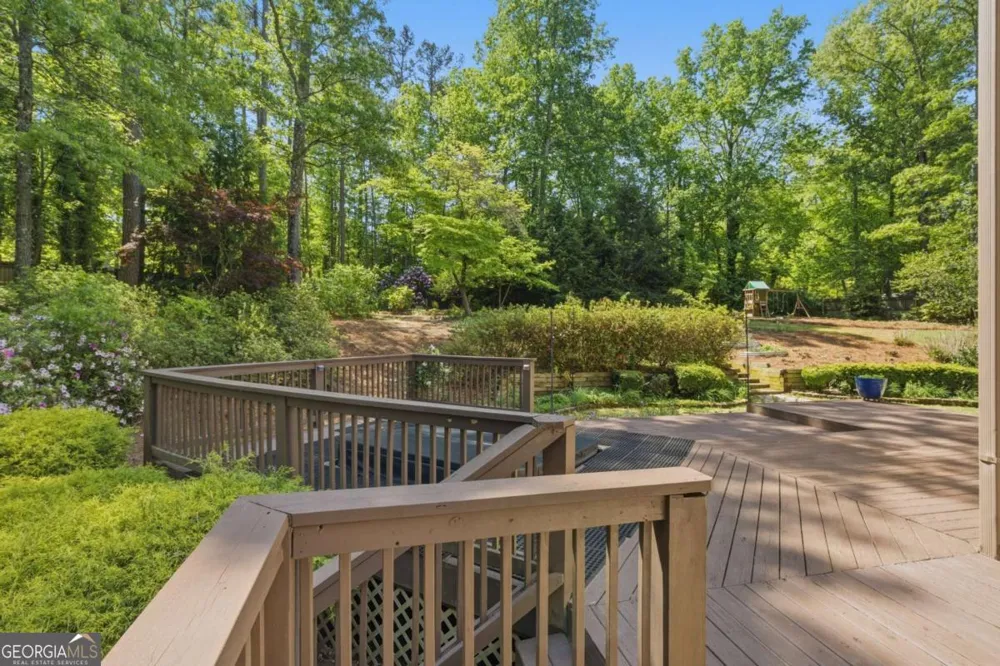 101 Lathems Mill LN Ball Ground, GA 30107