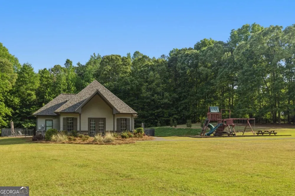 101 Lathems Mill LN Ball Ground, GA 30107