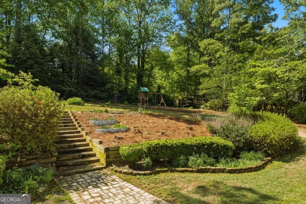 101 Lathems Mill LN Ball Ground, GA 30107