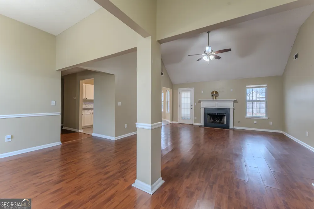 3331 Metro WAY Snellville, GA 30039