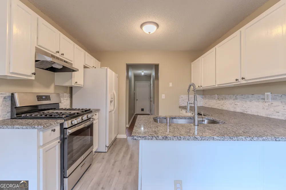 3331 Metro WAY Snellville, GA 30039