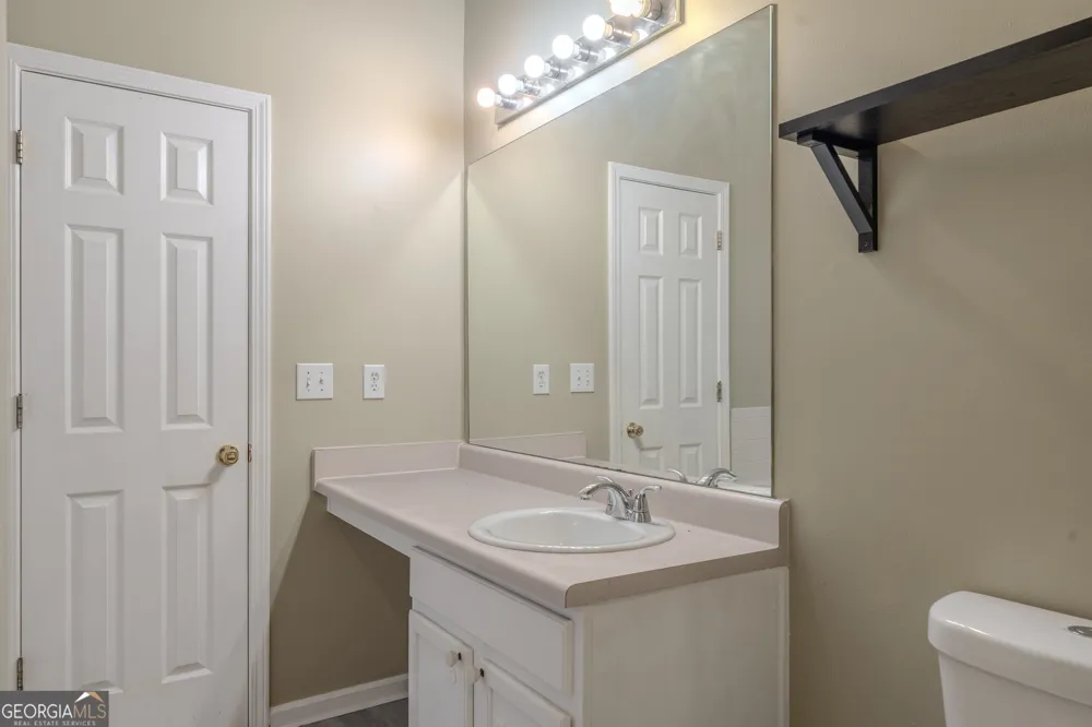 3331 Metro WAY Snellville, GA 30039