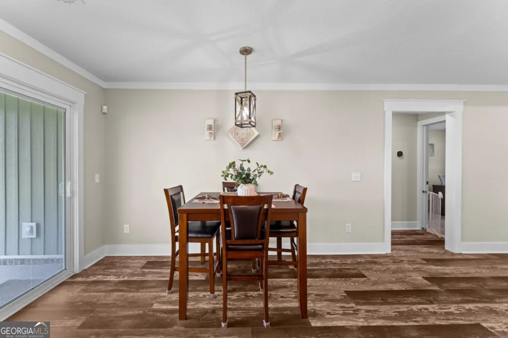 334 W Pine ST Metter, GA 30439