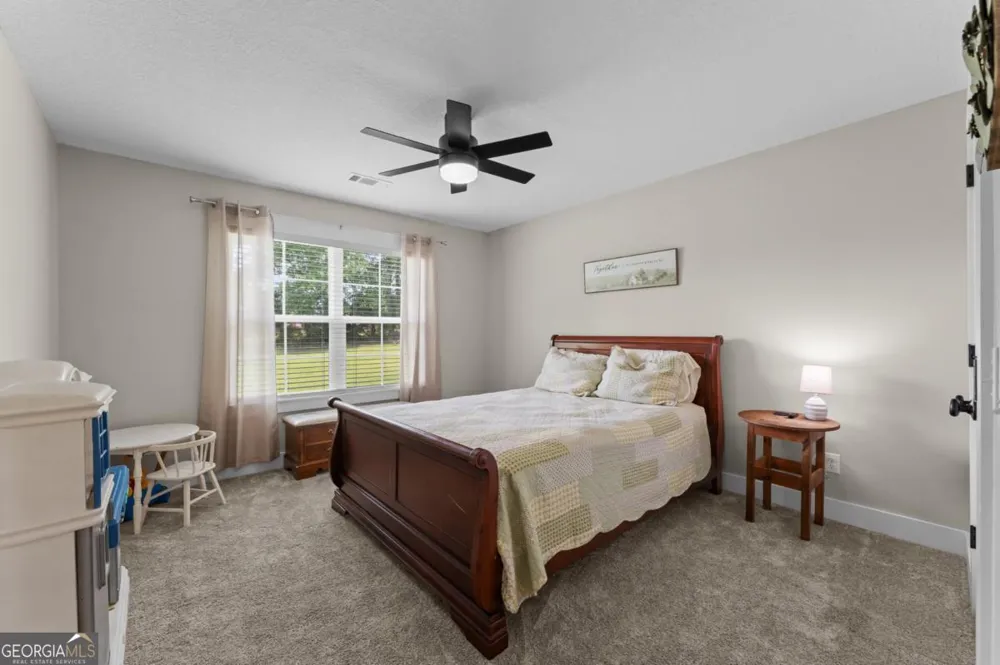 334 W Pine ST Metter, GA 30439