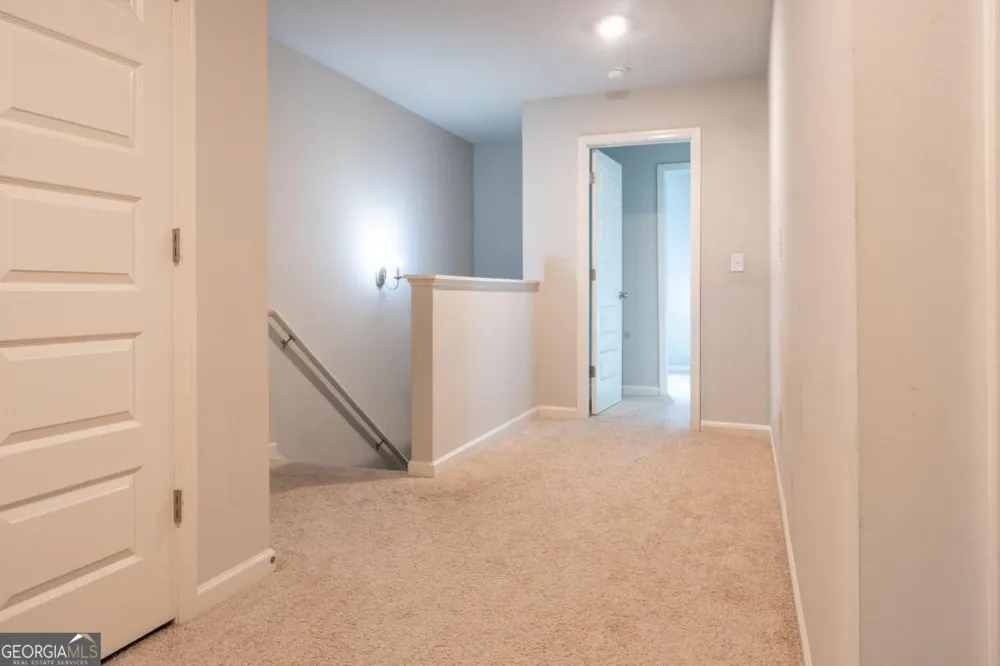 1373 Rogers TRCE Lithonia, GA 30058
