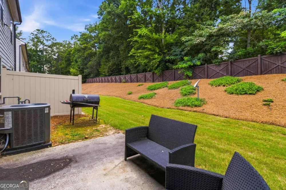 2483 Quay RDG Lawrenceville, GA 30044