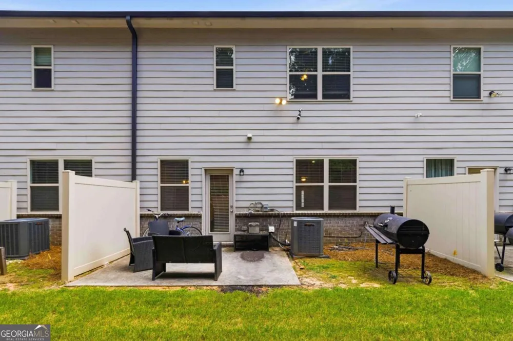 2483 Quay RDG Lawrenceville, GA 30044