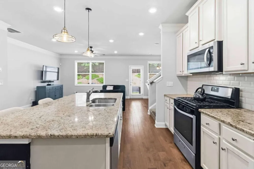 2483 Quay RDG Lawrenceville, GA 30044