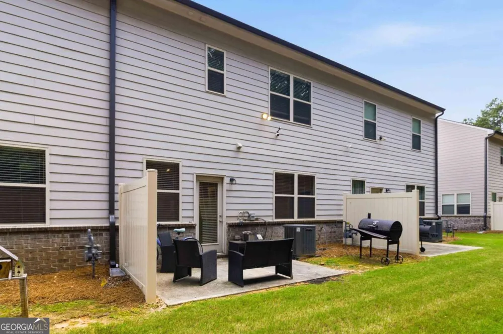 2483 Quay RDG Lawrenceville, GA 30044