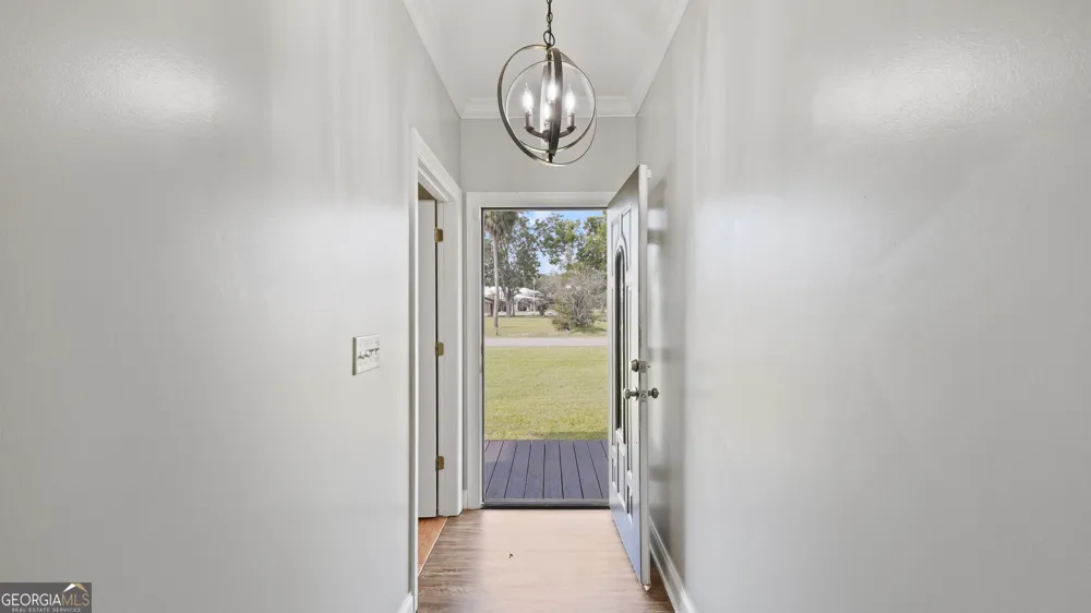 415 Walter ST Odum, GA 31555