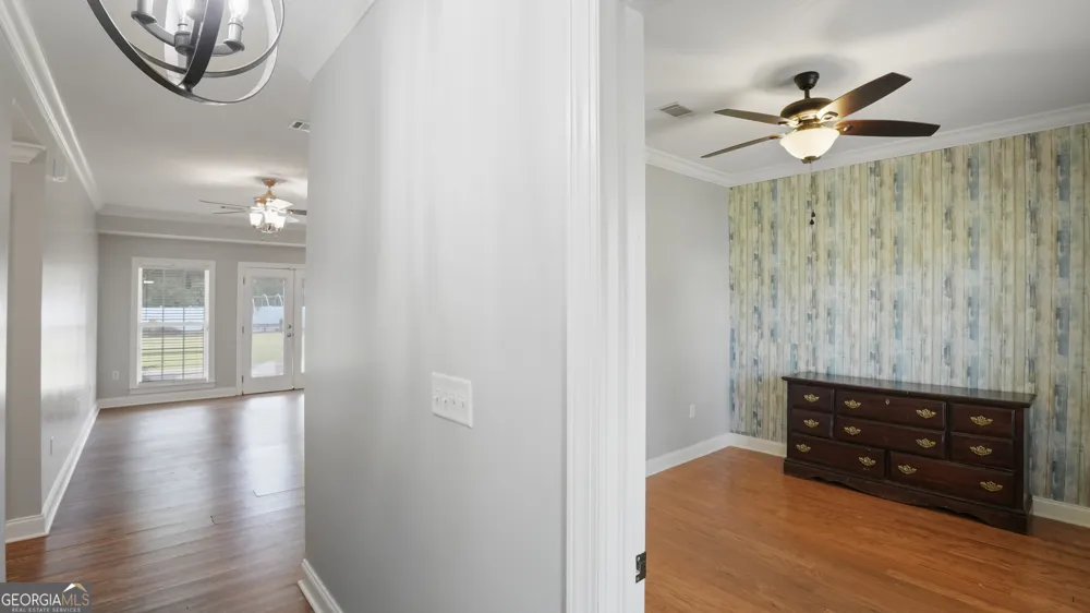 415 Walter ST Odum, GA 31555