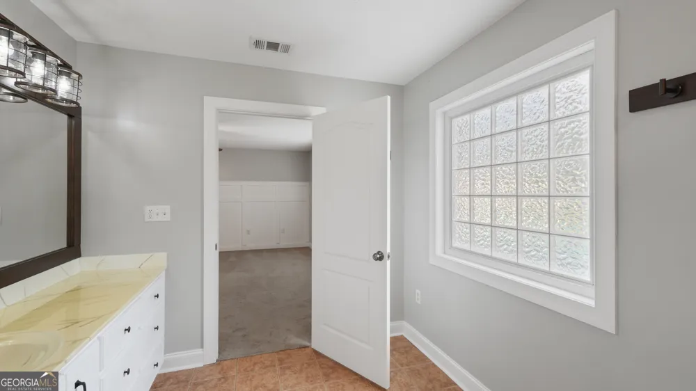 415 Walter ST Odum, GA 31555