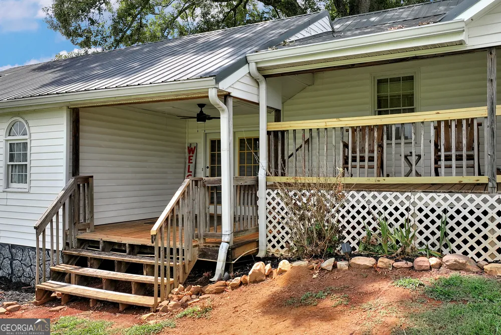 6009 Holly Springs RD Pendergrass, GA 30567