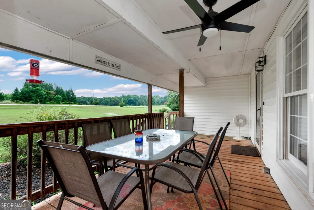 6009 Holly Springs RD Pendergrass, GA 30567