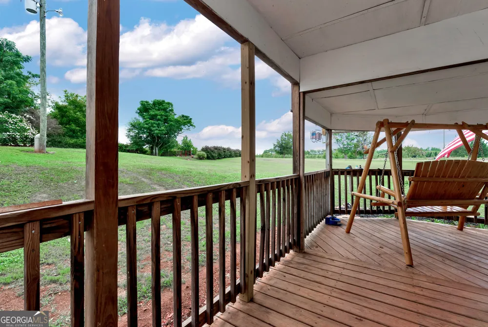 6009 Holly Springs RD Pendergrass, GA 30567