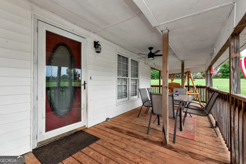 6009 Holly Springs RD Pendergrass, GA 30567