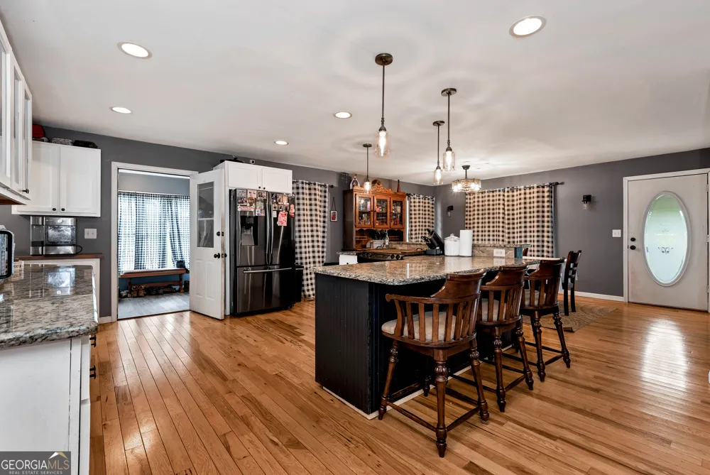 6009 Holly Springs RD Pendergrass, GA 30567