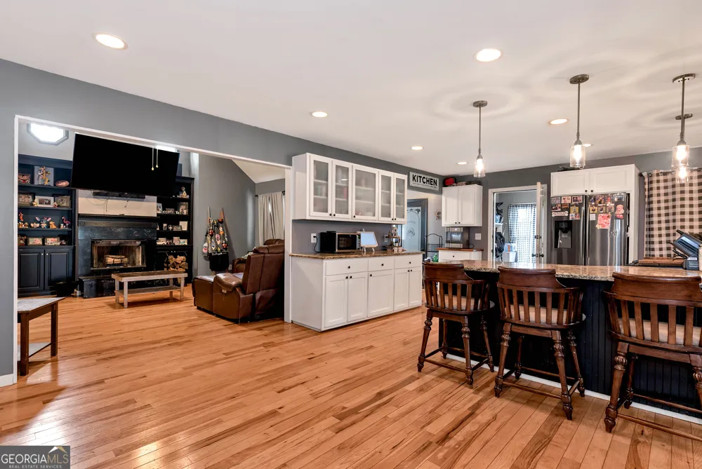6009 Holly Springs RD Pendergrass, GA 30567