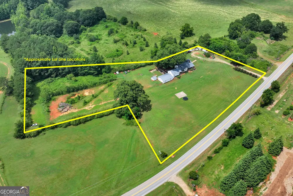 6009 Holly Springs RD Pendergrass, GA 30567