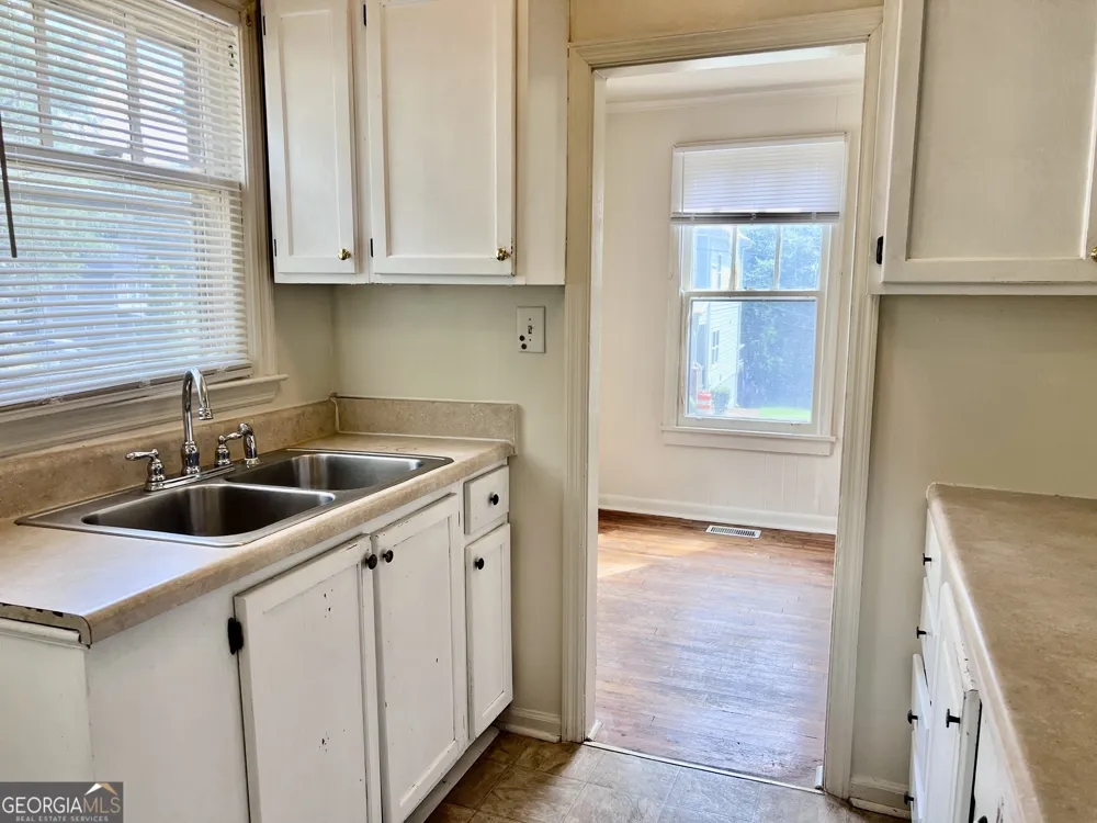 145 Herring ST Athens, GA 30601