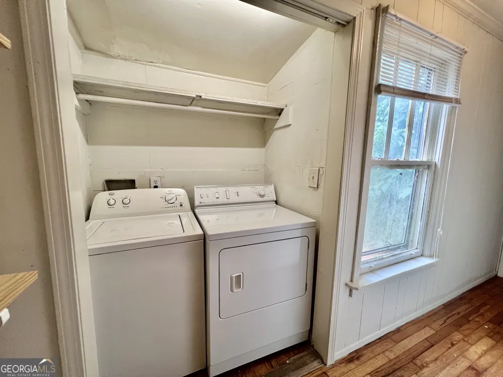 145 Herring ST Athens, GA 30601