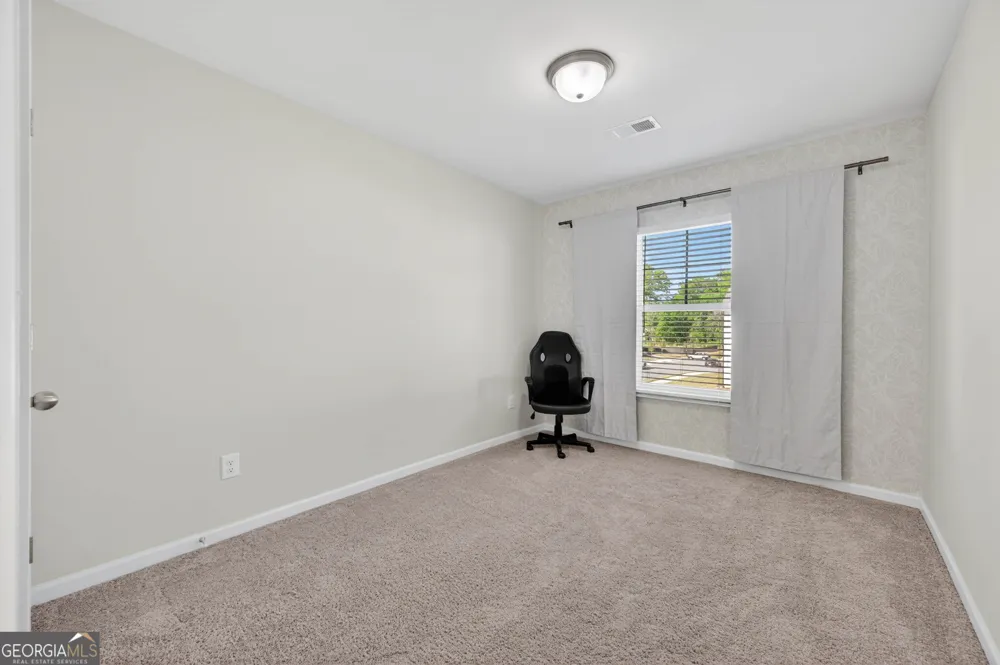 252 Regent PARK Hoschton, GA 30548