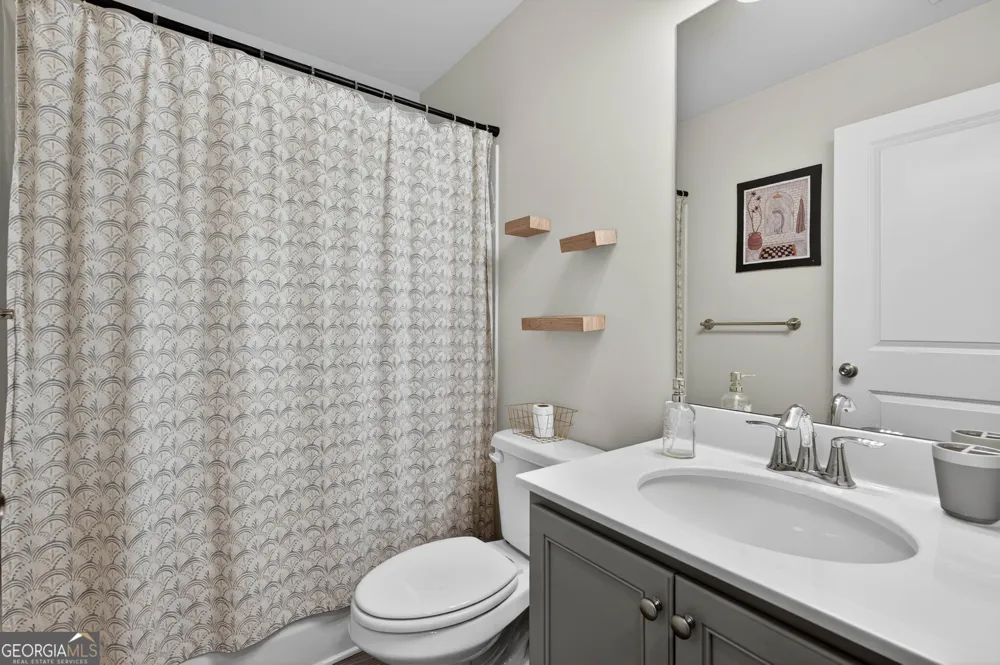 252 Regent PARK Hoschton, GA 30548