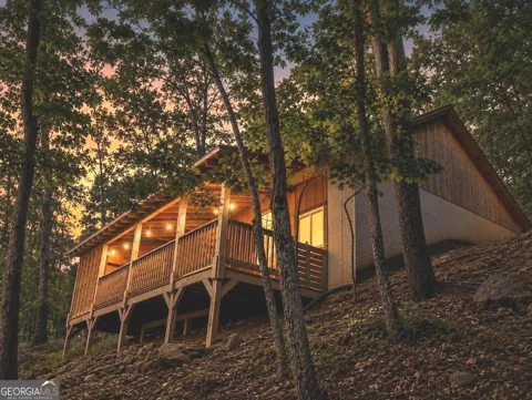 326 Skywood LN