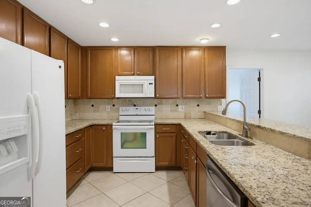3145 Cape CIR Alpharetta, GA 30009