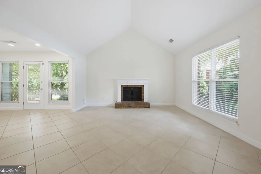 3145 Cape CIR Alpharetta, GA 30009