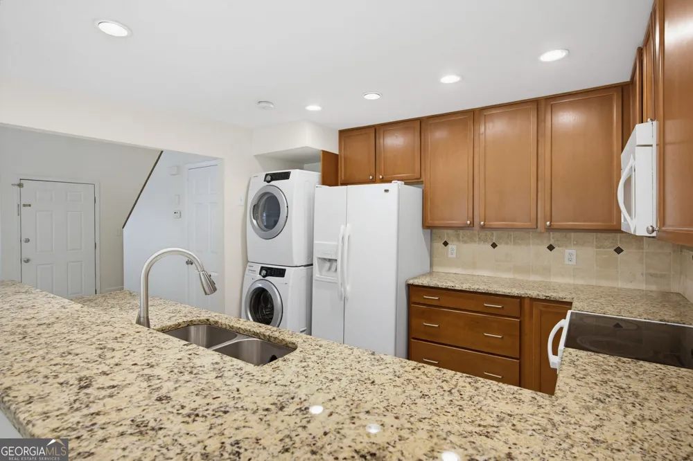3145 Cape CIR Alpharetta, GA 30009