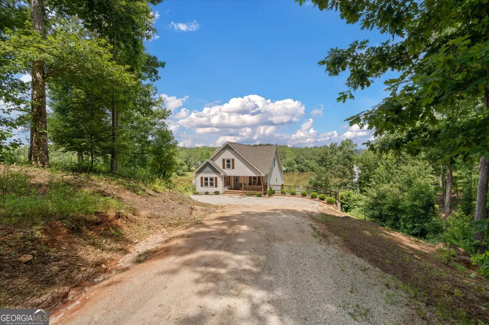 17 N Waterview DR Wedowee, AL 36278