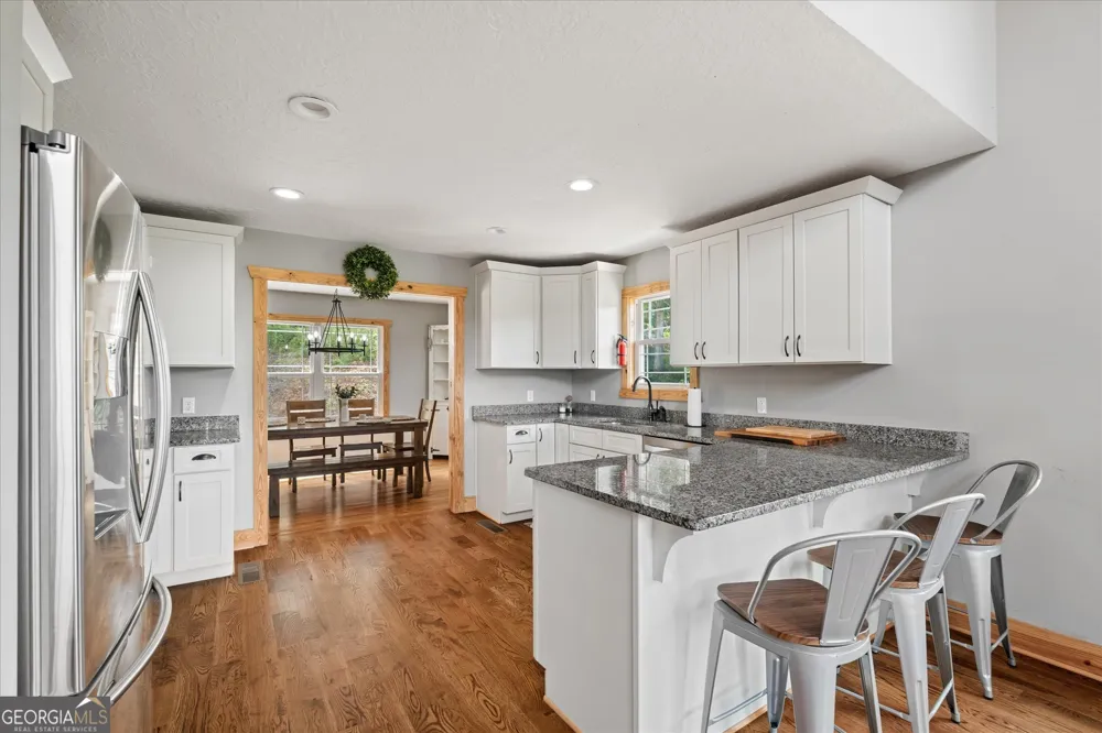 17 N Waterview DR Wedowee, AL 36278