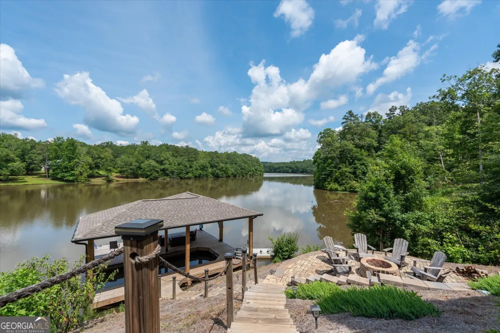 17 N Waterview DR Wedowee, AL 36278
