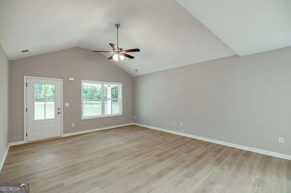 155 Mulberry LN Danielsville, GA 30633