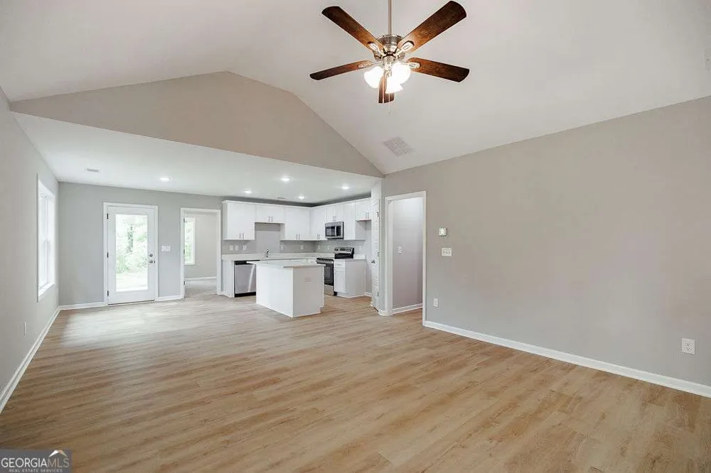 155 Mulberry LN Danielsville, GA 30633