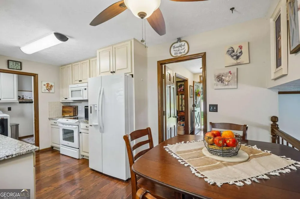 4852 Arrowhead Trail West SW Lilburn, GA 30047