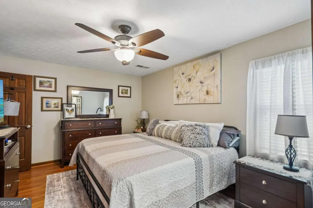 4852 Arrowhead Trail West SW Lilburn, GA 30047