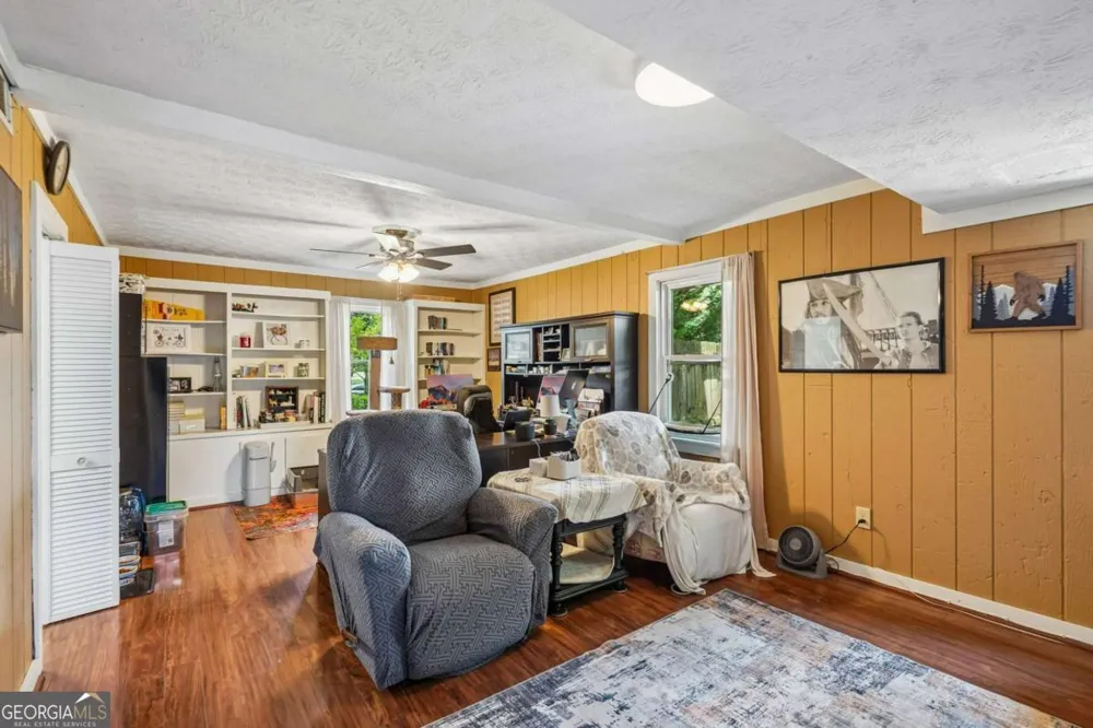 4852 Arrowhead Trail West SW Lilburn, GA 30047