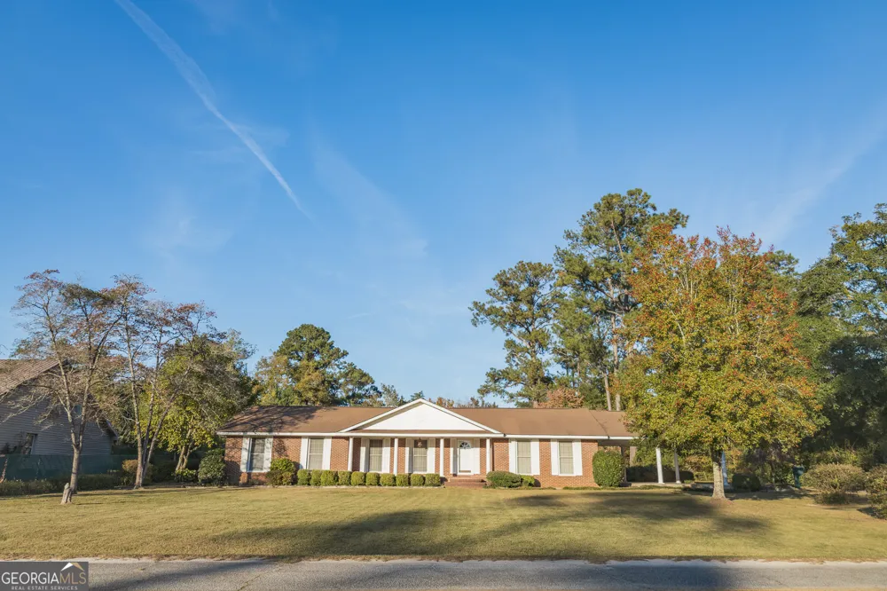 341 Azalea AVE Millen, GA 30442